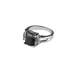 La bague avec pierre noir taille 07